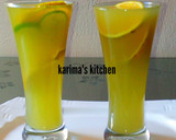 A picture of step 1 of Pineapple cucumber lemonade.