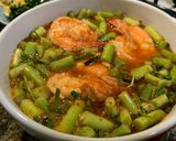 รูปขั้นตอนการทำที่ 3 ของ แกงส้มผักกระเฉดซอยกุ้งสด🍤