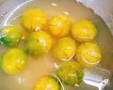 Hình bước làm 1 của món Mứt hạnh (tắc)