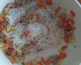 Foto langkah ke 2 dari resep Pastel bihun kentang.