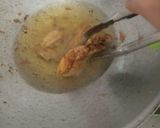 Foto langkah ke 5 dari resep Ayam goreng kremes.