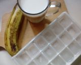 Foto langkah ke 1 dari resep Banana Milkshake.