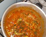 Foto do passo 2 de Macarrão com linguiça e molho rosê