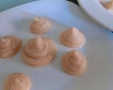 Foto del paso 4 de la receta: Mole verde de puerco y mousse de frijol blanco