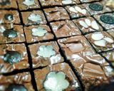 Foto langkah ke 6 dari resep Brownies Shiny Crust Loyang Sekat 22.
