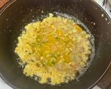 Foto langkah ke 3 dari resep Telur dadar padang simpel.