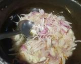 A picture of step 3 of Chicken 🐔 seekh kabab curry.
