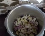A picture of step 2 of White chane.