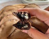 Foto langkah ke 5 dari resep Martabak Manis Lipat.