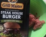 Foto langkah ke 3 dari resep 54. Homemade Beef Burger.