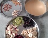 A picture of step 4 of Faradi Mango Fruit🍍🍎🍓🍇 Salad.
