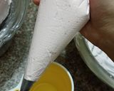 A picture of step 9 of Strawberry 🍓essence cake.