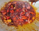Gambar langkah 2 resipi Mee Sotong Banjir.