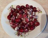 Tejfölös-cseresznyés kevert süti recept fázis 9 fotója