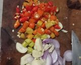 Foto langkah ke 2 dari resep Ikan Goreng Sambel Embe.