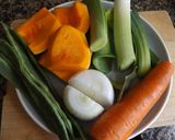 Foto del paso 1 de la receta: Caldo de gallina casero para congelar