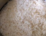 A picture of step 1 of Gobhi dum Biryani.