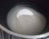 Foto del paso 2 de la receta: Peras al vino tinto