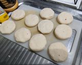 Foto del paso 5 de la receta: Arepas de pollo y palta