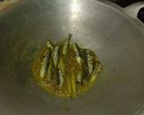 Foto langkah ke 3 dari resep Tumis ikan asin cabe ijo.