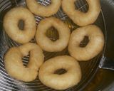 Foto langkah ke 4 dari resep Donat Ketan.