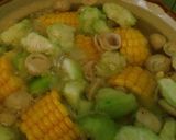 Foto langkah ke 3 dari resep Jamur Kuah Bening plus Sambal Ikan Panggang.