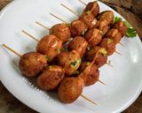A picture of step 5 of Potato crispy balls.