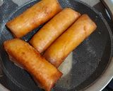 Foto langkah ke 5 dari resep Lumpia Tape Singkong Toping Coklat.