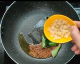 A picture of step 4 of Tangy garlic dal.