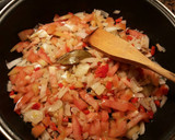 Foto del paso 10 de la receta: Ventrescas de bonito, en salsa de cebollas rojas tomates verdes