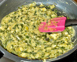 Foto del paso 2 de la receta: Bombas de patata rellenas de acelgas y roquefort con croquetas de patatas, acelgas y roquefort
