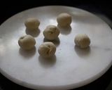 A picture of step 4 of Momos.