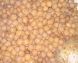 मटर चाट मार्केट स्टाइल (matar chaat market style reicpe in Hindi) रेसिपी चरण 3 फोटो
