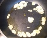 Foto del paso 4 de la receta: Lomos de merluza en salsa con perlas de arenque