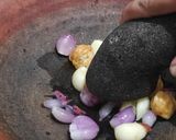 Foto langkah ke 2 dari resep Isian Lemper Ayam.