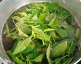 Hình bước làm 2 của món Đầu Cá Thu Nấu Lá É