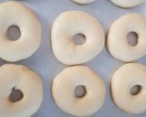 Foto langkah ke 4 dari resep Donat Gembul | TIPS Anti Gagal.
