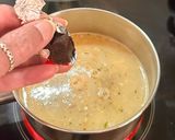 A picture of step 2 of Green Onion and Potato Soup.