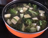 Foto del paso 1 de la receta: Crema de brócoli y papas