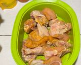 Foto langkah ke 1 dari resep Ayam Goreng Kecap.