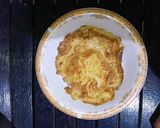 Foto langkah ke 7 dari resep Telur Dadar Kecap.