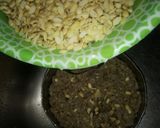 A picture of step 2 of Soya milk 2😍.