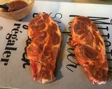 Une image de l'étape 4 de Côtes de porc laquées œuf, tomate, soja, persil.