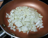 Foto del paso 4 de la receta: Pepitoria de pollo y/o gallina