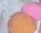 Foto del paso 2 de la receta: Tortas fritas coloridas