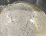Foto del paso 1 de la receta: Budín integral con coco y dulce de leche