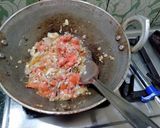 A picture of step 2 of Egg Gravy.