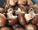 A picture of step 1 of Super Easy Sautée Portobellos.