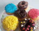 Foto langkah ke 10 dari resep Donat lembut tanpa telur.
