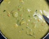 A picture of step 2 of Prawns thai green curry with boiled rice.